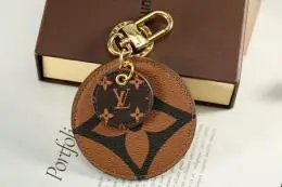 louis vuitton lv key holder and boucle de sac s_1262172